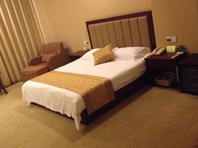 GreenTree Inn JiangSu YanCheng Bus Station Business Hotel Exterior foto